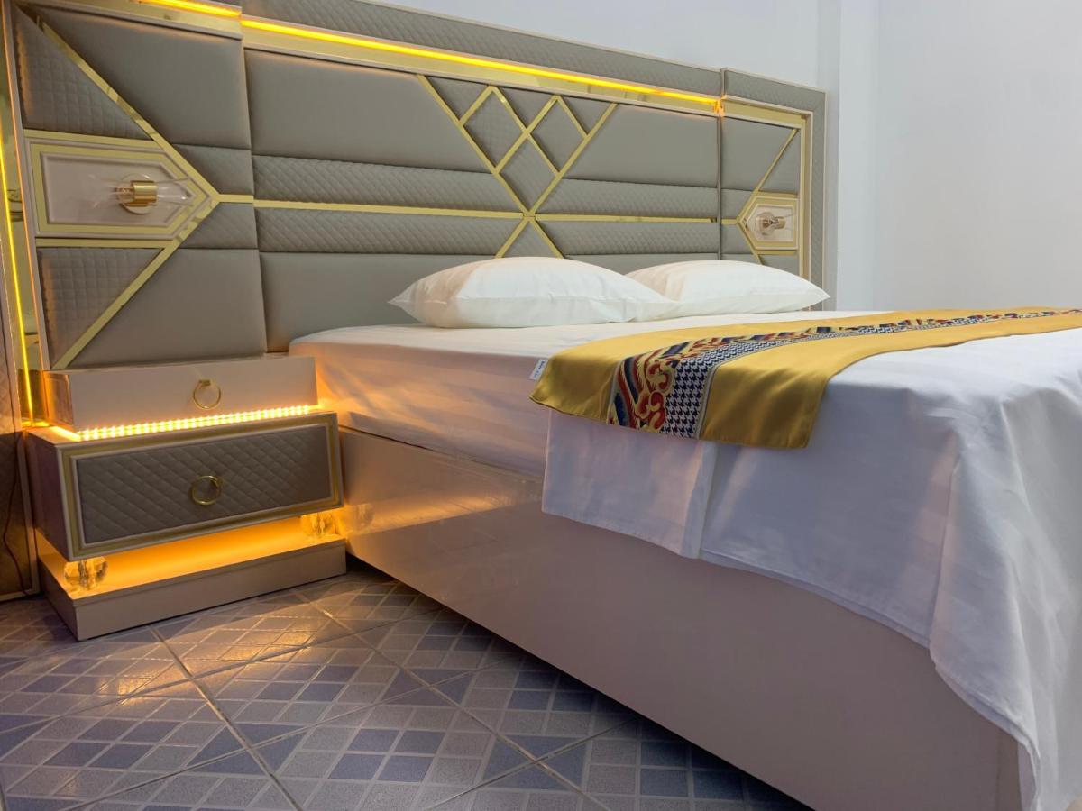 Ontrack Travel Transit Hotel Мале Экстерьер фото
